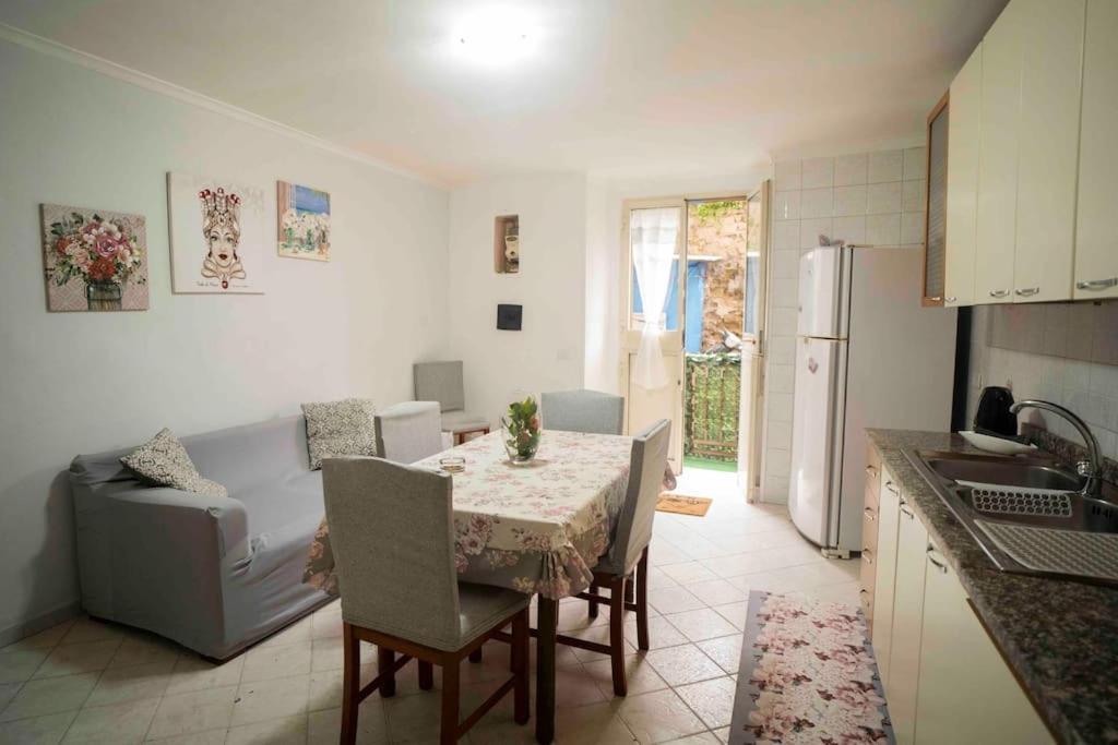 Willa Casa Elena - Casa Vacanze Napoli Centro Zewnętrze zdjęcie