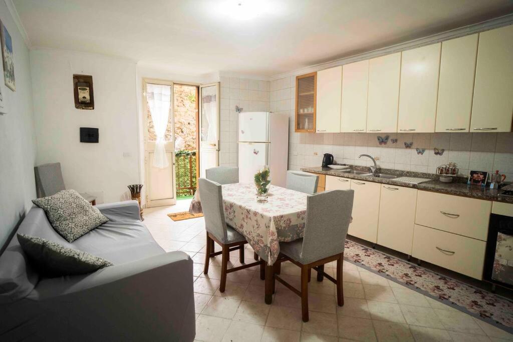 Willa Casa Elena - Casa Vacanze Napoli Centro Zewnętrze zdjęcie