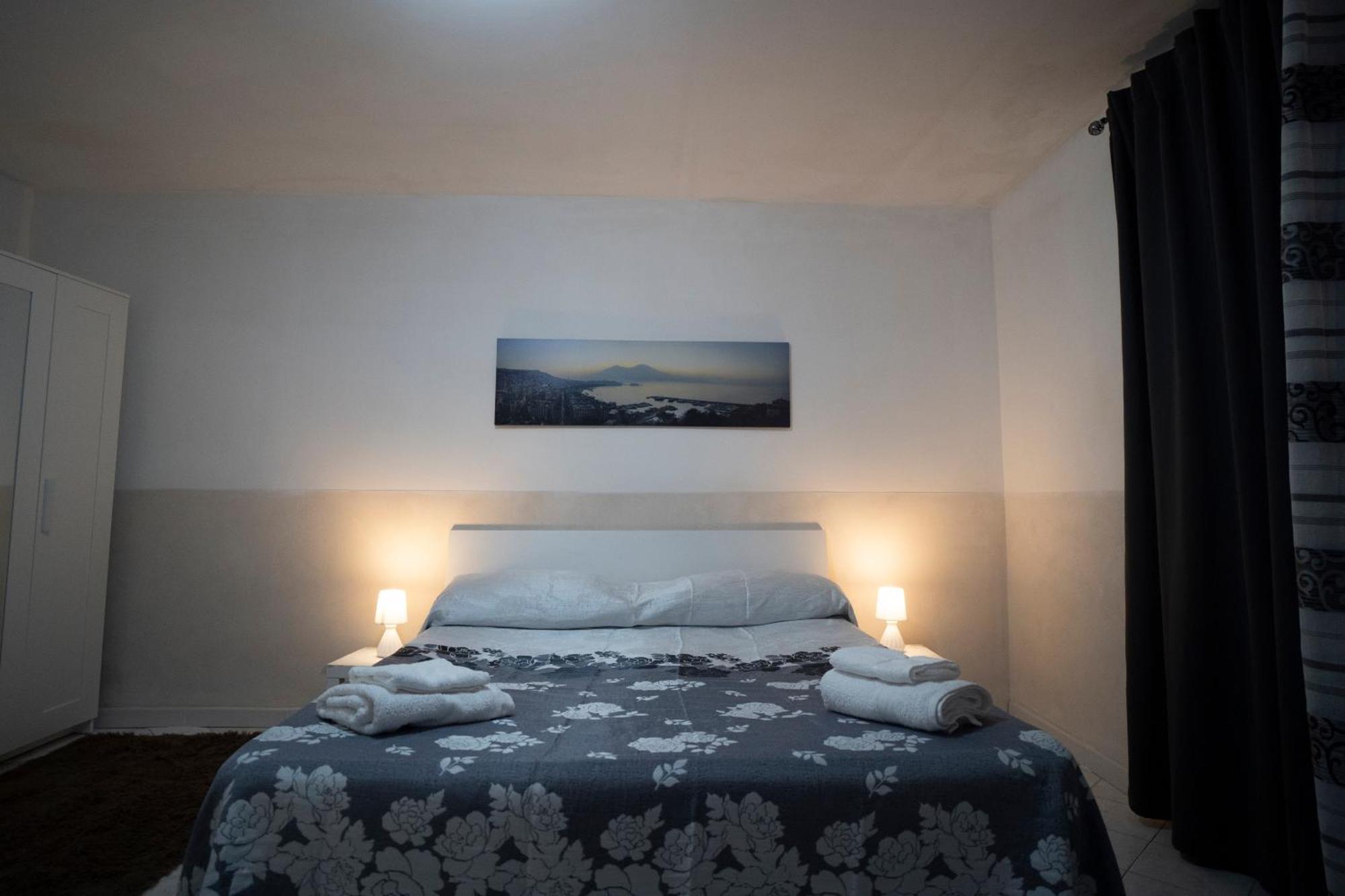Willa Casa Elena - Casa Vacanze Napoli Centro Zewnętrze zdjęcie